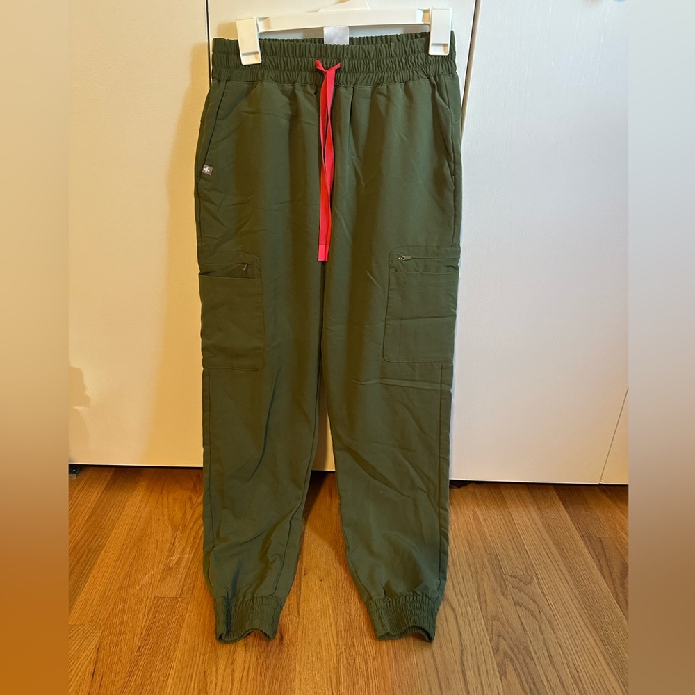 Figs Olive Green Cargo Jogger Pants with Pink Drawstring